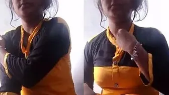 Bihari Babe Recording Herself Bathing Nude In Bathroom For Lover