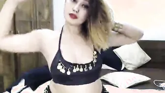 Beautiful Babe From The Hills Flashing Her Boobs On Dare