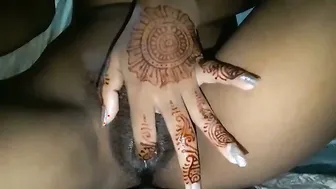 She Fingers Herself With Freshly Done Mehendi On Her Hands