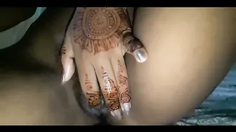 She Fingers Herself With Freshly Done Mehendi On Her Hands