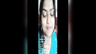 Cute Desi Babe Teasing With Her Soft Boobs During Late Night Live