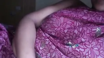 Busty Aunty Getting Nasty And Dirty Talking On Late Night Chat
