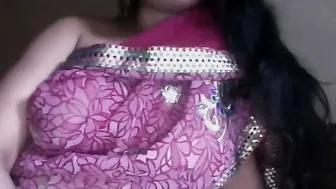 Busty Aunty Getting Nasty And Dirty Talking On Late Night Chat