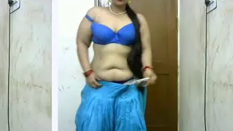 Desi Aunty Shaking Her Thick Ass In Sexy Thong Making Me Hard