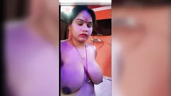 Married Woman Taking Nude Selfies Showing Tits Ass And Pussy