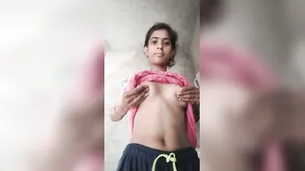 My GF Recording Herself Nude Sending Me Her Body Clips