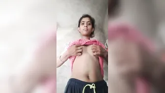 My GF Recording Herself Nude Sending Me Her Body Clips