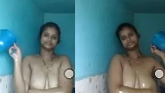 Indian GF Nisha Bathing Naked On Video Call For Lover