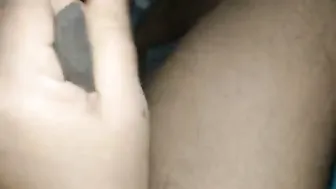 Desi Aunty Giving Her Man A Slow Handjob Until He Finishes