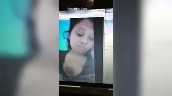 Desi Aunty Teasing And Showing Off Her Body For The Camera