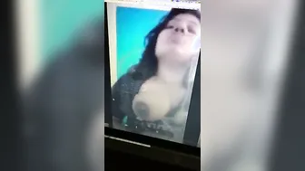 Desi Aunty Teasing And Showing Off Her Body For The Camera