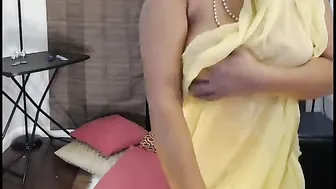 Horny Desi Wife Performing And Fucking Live On Secret Webcam