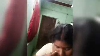 Tamil Aunty With Huge Tits Caught Right After Getting Fucked