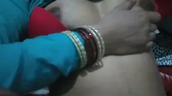 Married Bhabhi Revealing Her Huge Milky Boobs To Her Lover