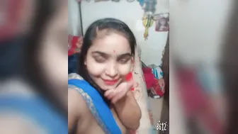 Indian GF Pulling Out Her Tits And Showing Them Off For Me