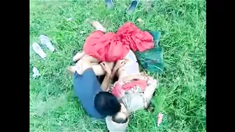 Desi Couple Caught Fucking Outdoors Behind The Temple Walls