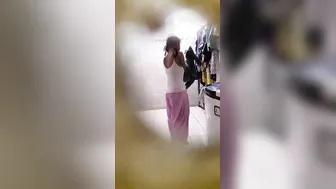 Busty GF Changing Clothes Secretly Filmed By Roommate