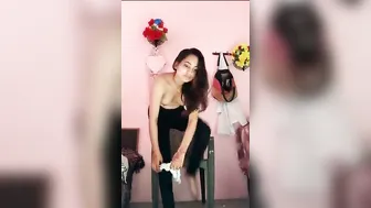 Indian College Girl Stripping Naked In Selfie Video For Bf