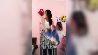 Indian College Girl Stripping Naked In Selfie Video For Bf