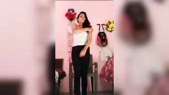 Indian College Girl Stripping Naked In Selfie Video For Bf