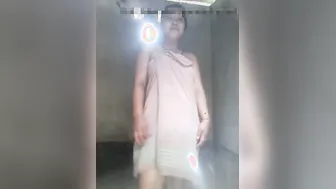 Desi GF Taking Nude Selfie Video For Her Boyfriend