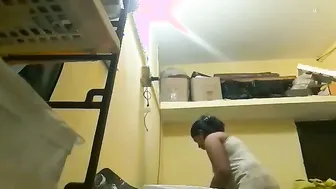 Tamil Wife Flaunting Her Big Papaya Boobs After Hot Shower