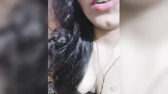 Indian Babe Teasing And Showing Off Her Natural Big Boobs Alone