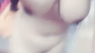 My Cute GF Filming Her Naked Body Sending Me Naughty Pics