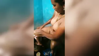 Tamil Aunty Bathing Nude Caught On Spy Camera At Home