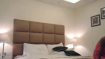 Delhi GF Getting Fucked In Hotel Room Hidden Camera