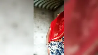 Rajasthani Married Woman Showing Boobs And Pussy To Lover