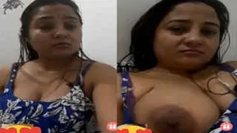 Horny GF Showing Off Tits And Pussy On Video Call