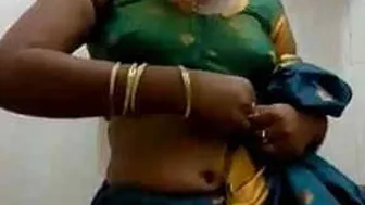 Tamil Slut Removing Saree Revealing Her Pussy And Big Boobs