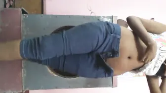 My GF Taking Nude Selfie Spreading Legs Showing Pussy