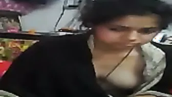 GF Showing Off Her Boobs And Pussy For Her Horny Lover