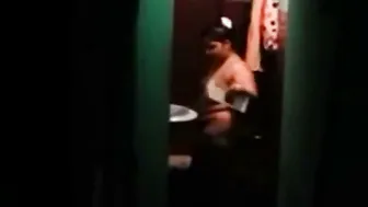 Sexy Boudi Bathing Naked Catching Her Curves On Hidden Camera