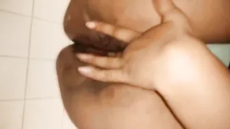 Cute GF Fingering Her Tight Pussy While Showing Her Tits