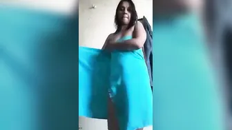 Desi Aunty Exposing Her Body To Boyfriend And Getting Naughty