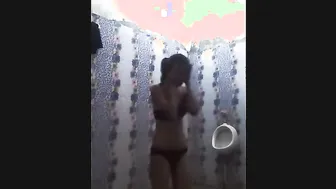 Naked GF Recording Herself Bathing For Her Man Solo