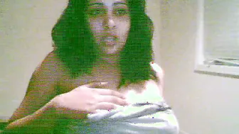 Horny Nri Bhabhi Stripping And Playing With Herself On Webcam