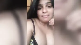 Hot Telugu Babe Making Nude Selfie Video For Boyfriend