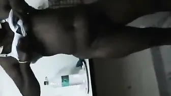 Married Aunty Exposing Her Big Boobs And Round Ass On Cam