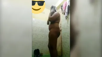 Telugu Slut Showing Off Her Naked Wet Body In The Shower Solo