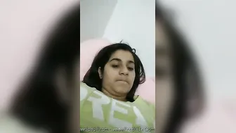 Desi College Girl Exposing Her Massive Boobs On Live Stream