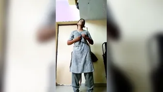 College GF Sending Nude Selfie From Hostel For My Eyes