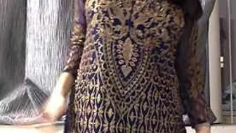 Desi Babe Revealing Her Curves Naked In Bedroom After College