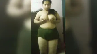 Young Desi Girl Exposing Her Tits And Pussy For Boyfriend On Cam