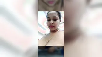 Married South Indian Babe Exposing Body In Private Home Video