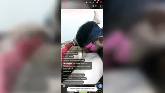 Desi Milf Playing With Herself On Live Stream Getting Horny