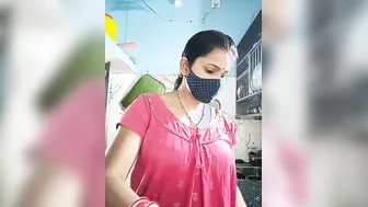 Curvy Indian Aunty Showing Off Body In Public Webcam Session